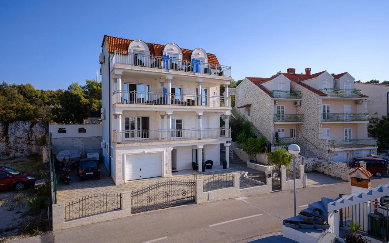 Apartments Matkovic Hvar Town Exterior photo