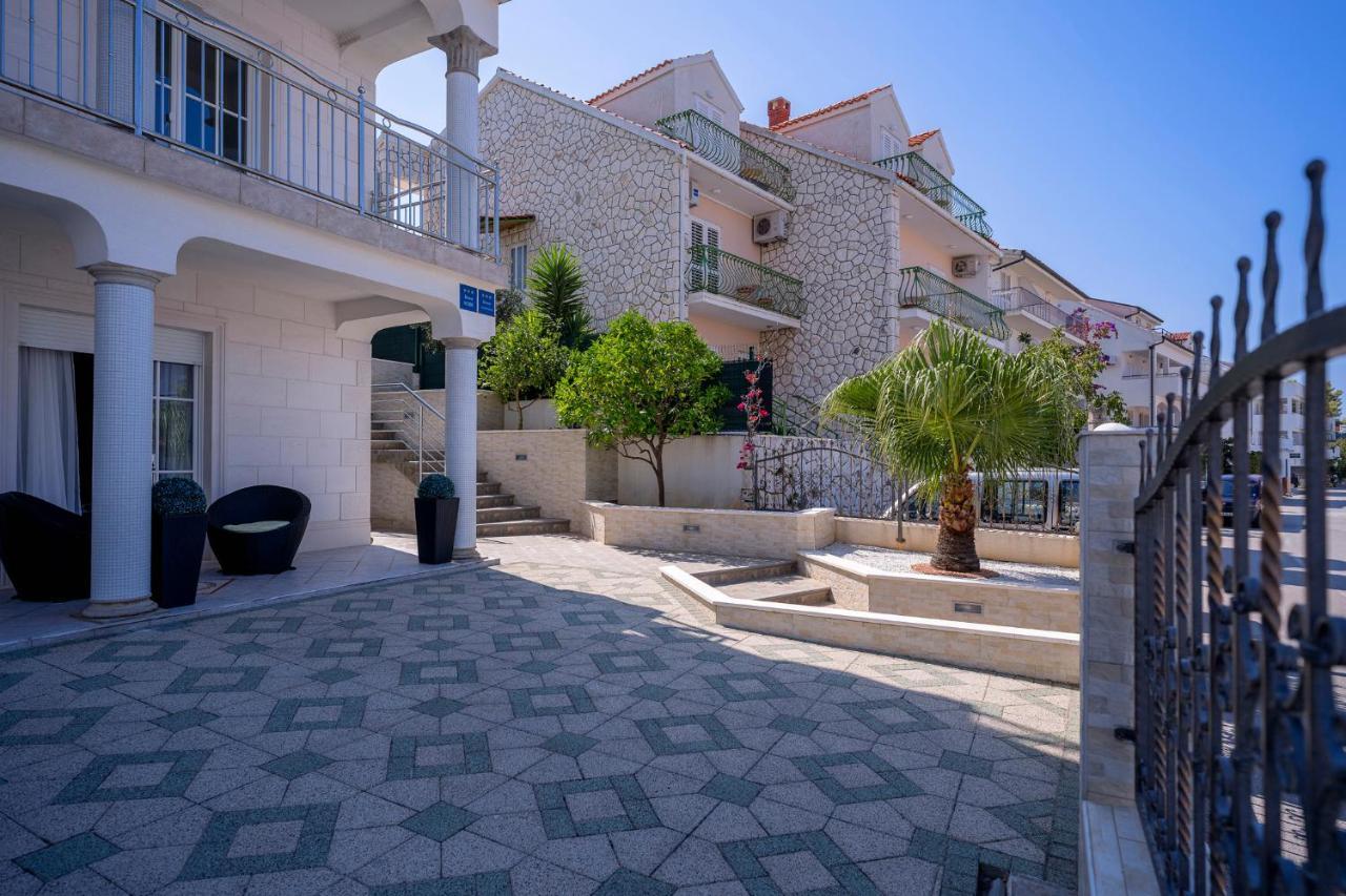 Apartments Matkovic Hvar Town Exterior photo