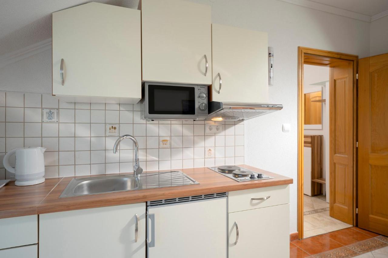 Apartments Matkovic Hvar Town Exterior photo