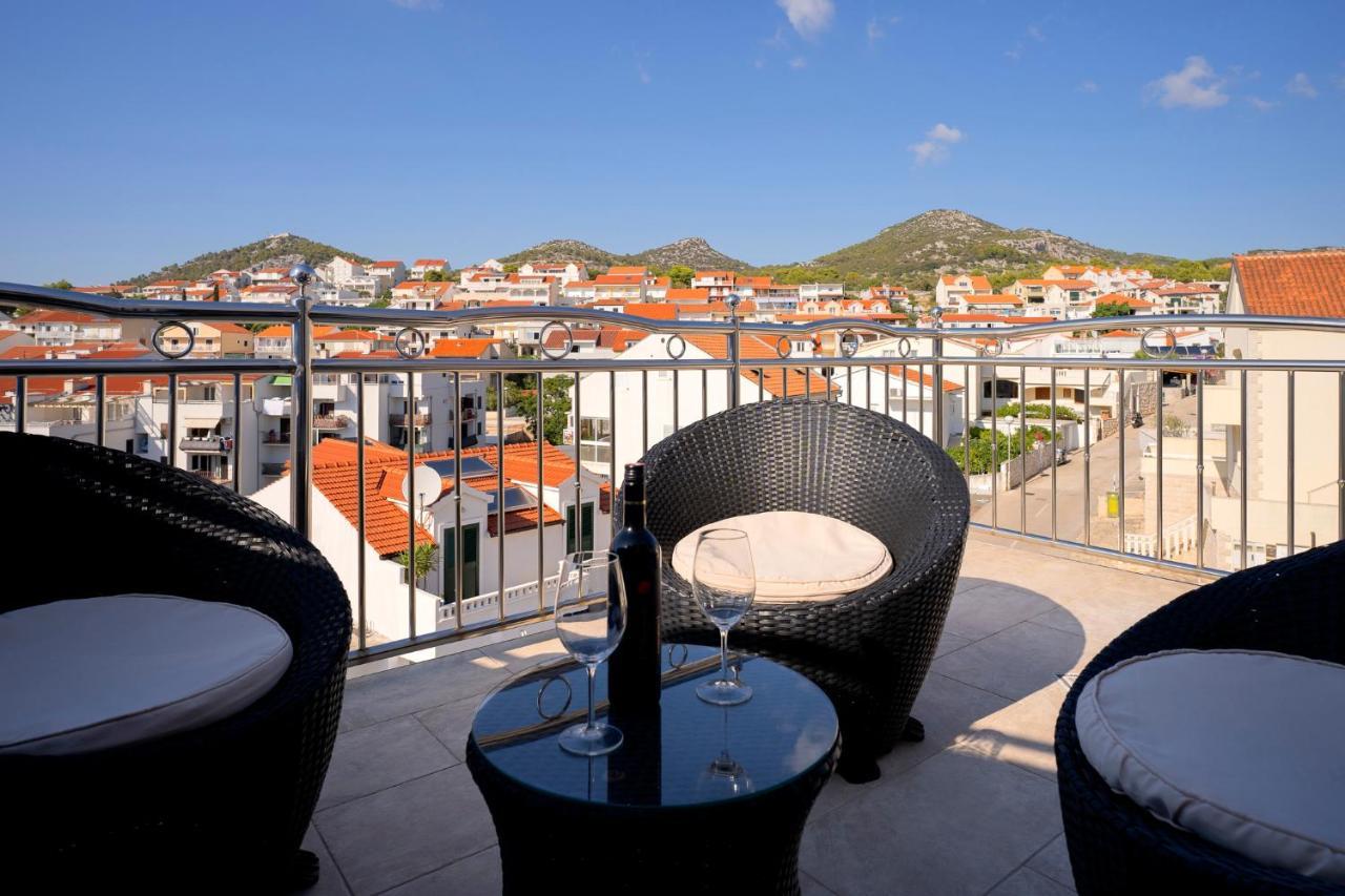 Apartments Matkovic Hvar Town Exterior photo