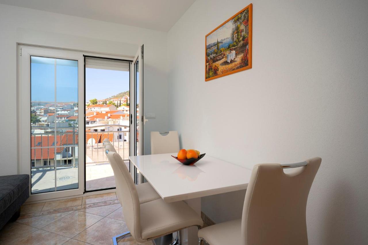 Apartments Matkovic Hvar Town Exterior photo
