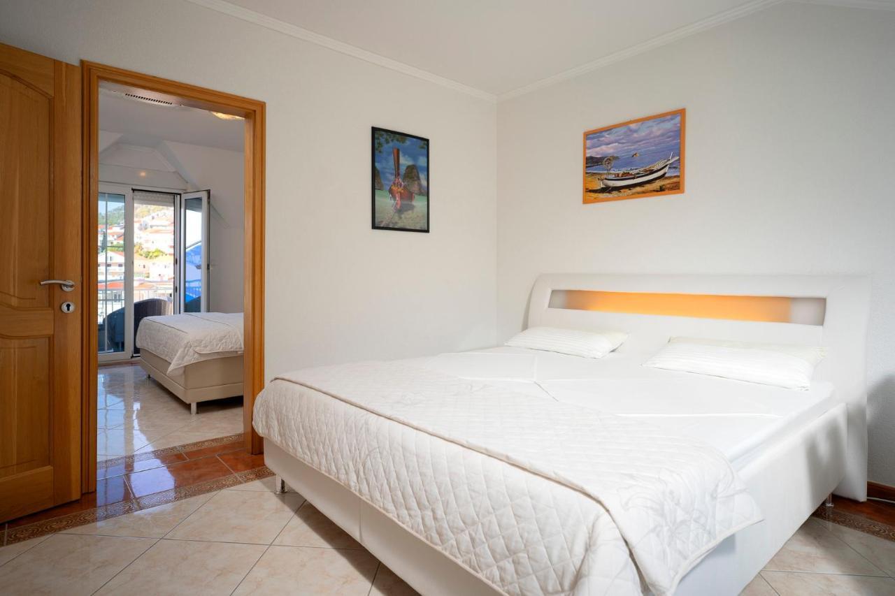 Apartments Matkovic Hvar Town Exterior photo