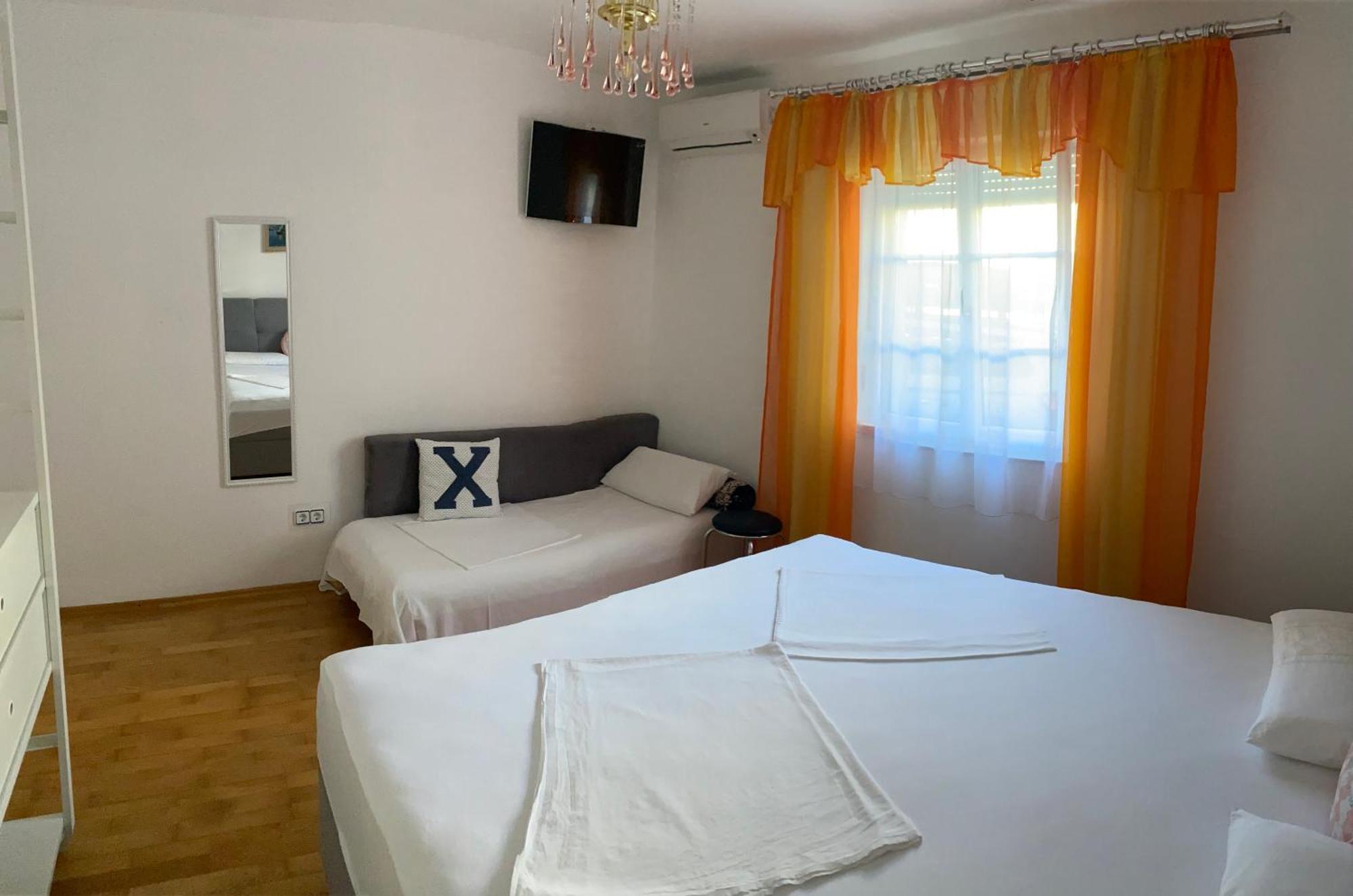 Apartments Matkovic Hvar Town Exterior photo