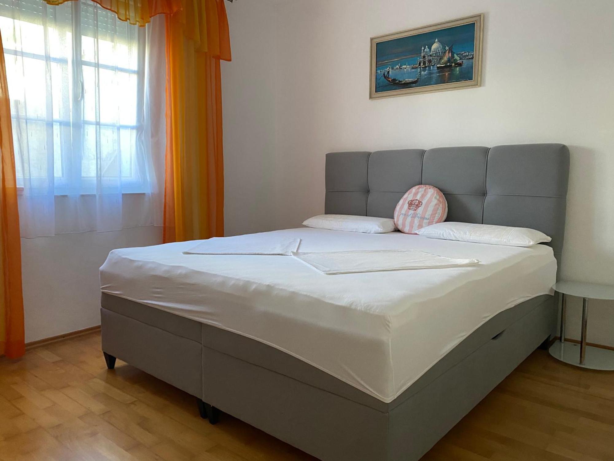 Apartments Matkovic Hvar Town Exterior photo