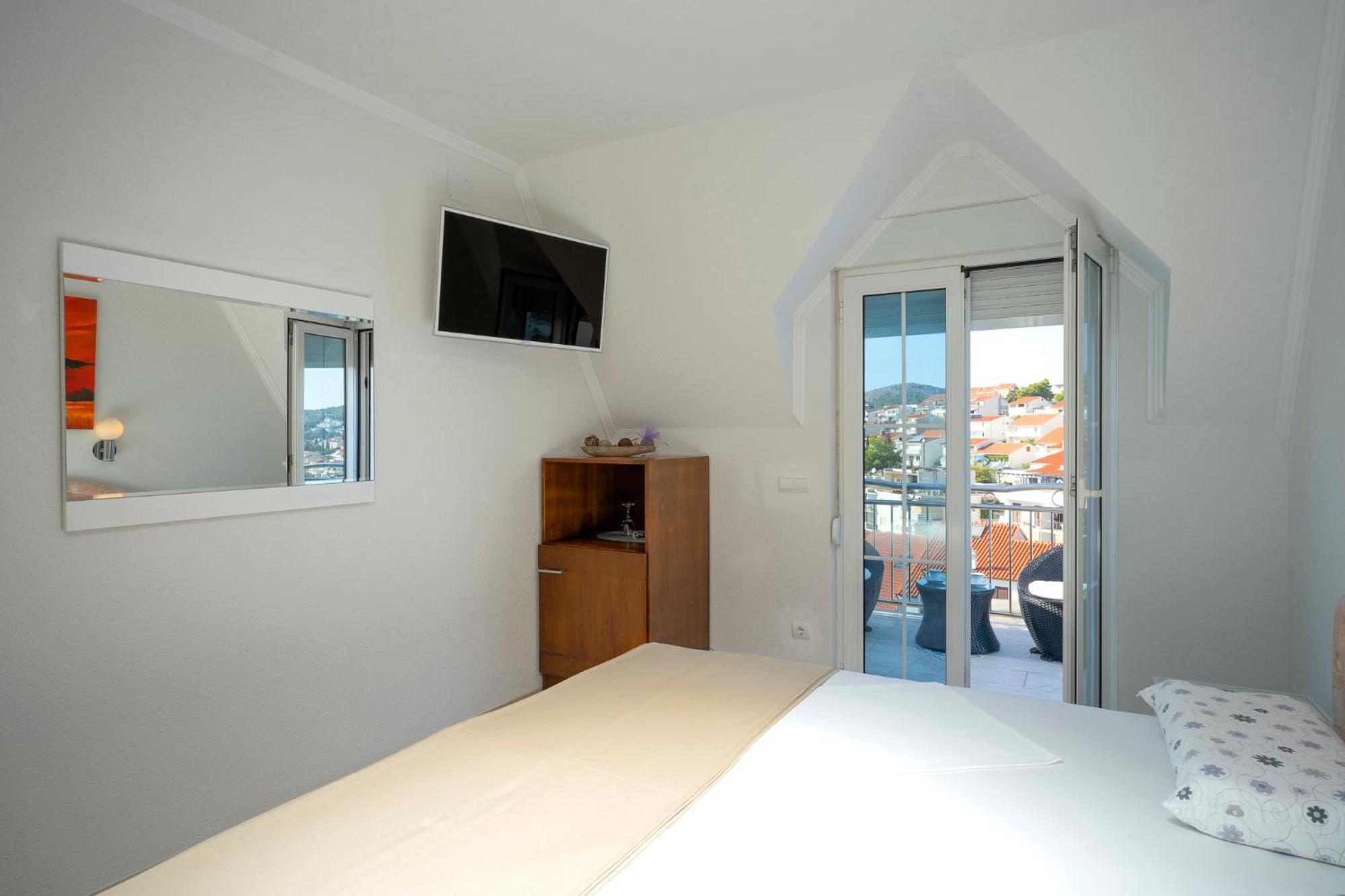 Apartments Matkovic Hvar Town Room photo