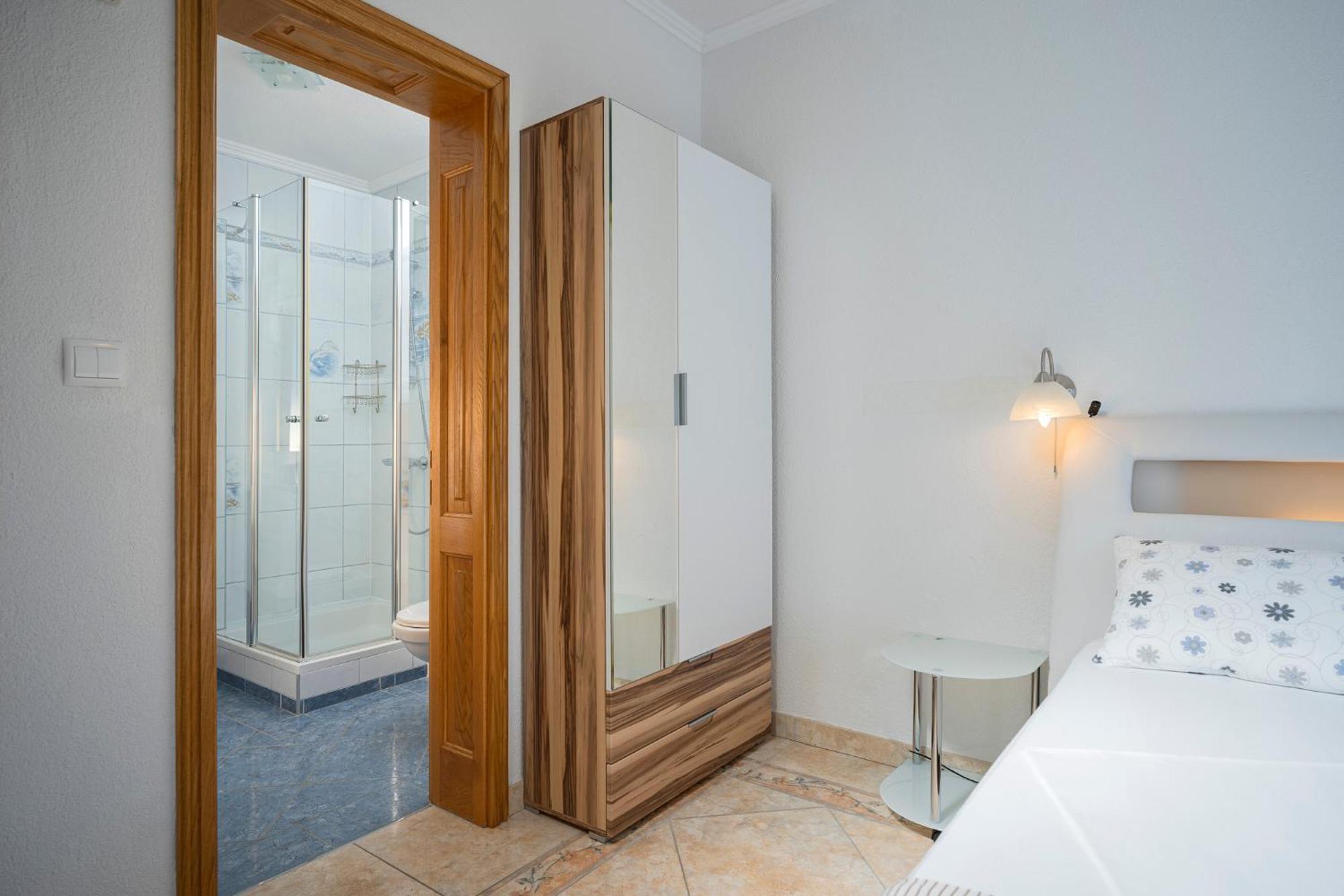 Apartments Matkovic Hvar Town Room photo