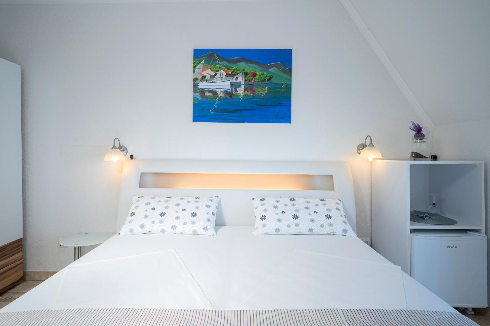 Apartments Matkovic Hvar Town Room photo