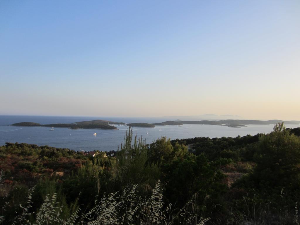 Apartments Matkovic Hvar Town Exterior photo